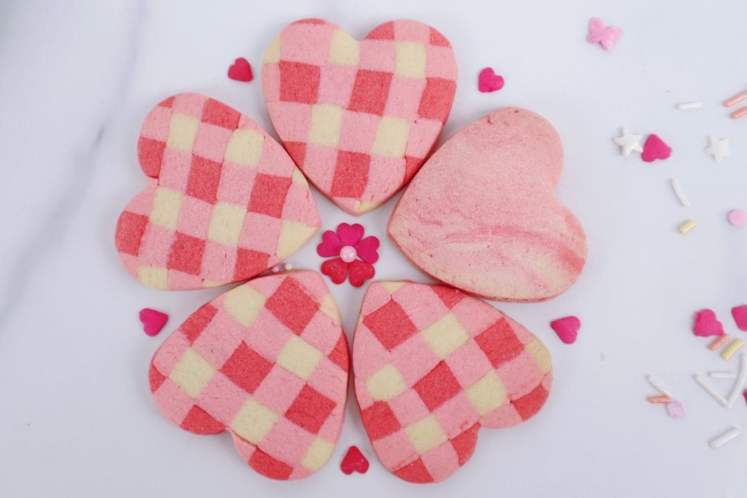 ins风格子心形饼干