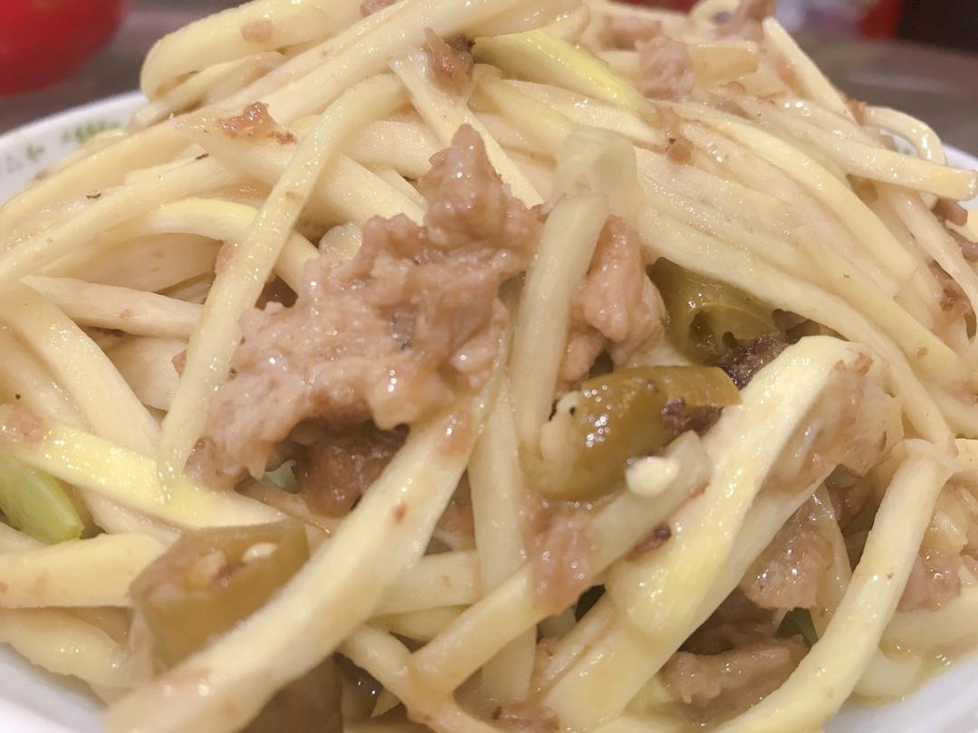高笋炒肉丝