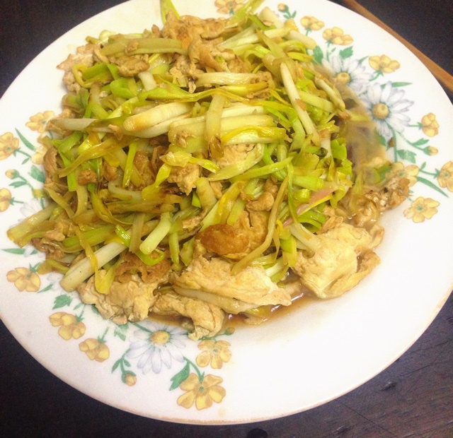 蒜黄炒鸡蛋