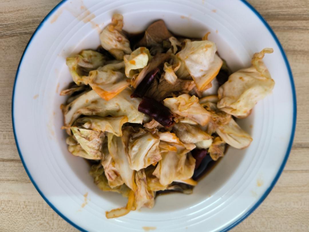 家常炝炒圆白菜