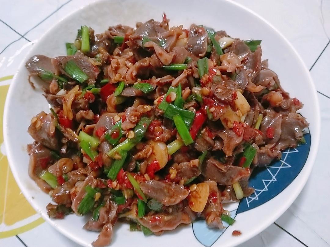 青椒洋葱炒鸡胗