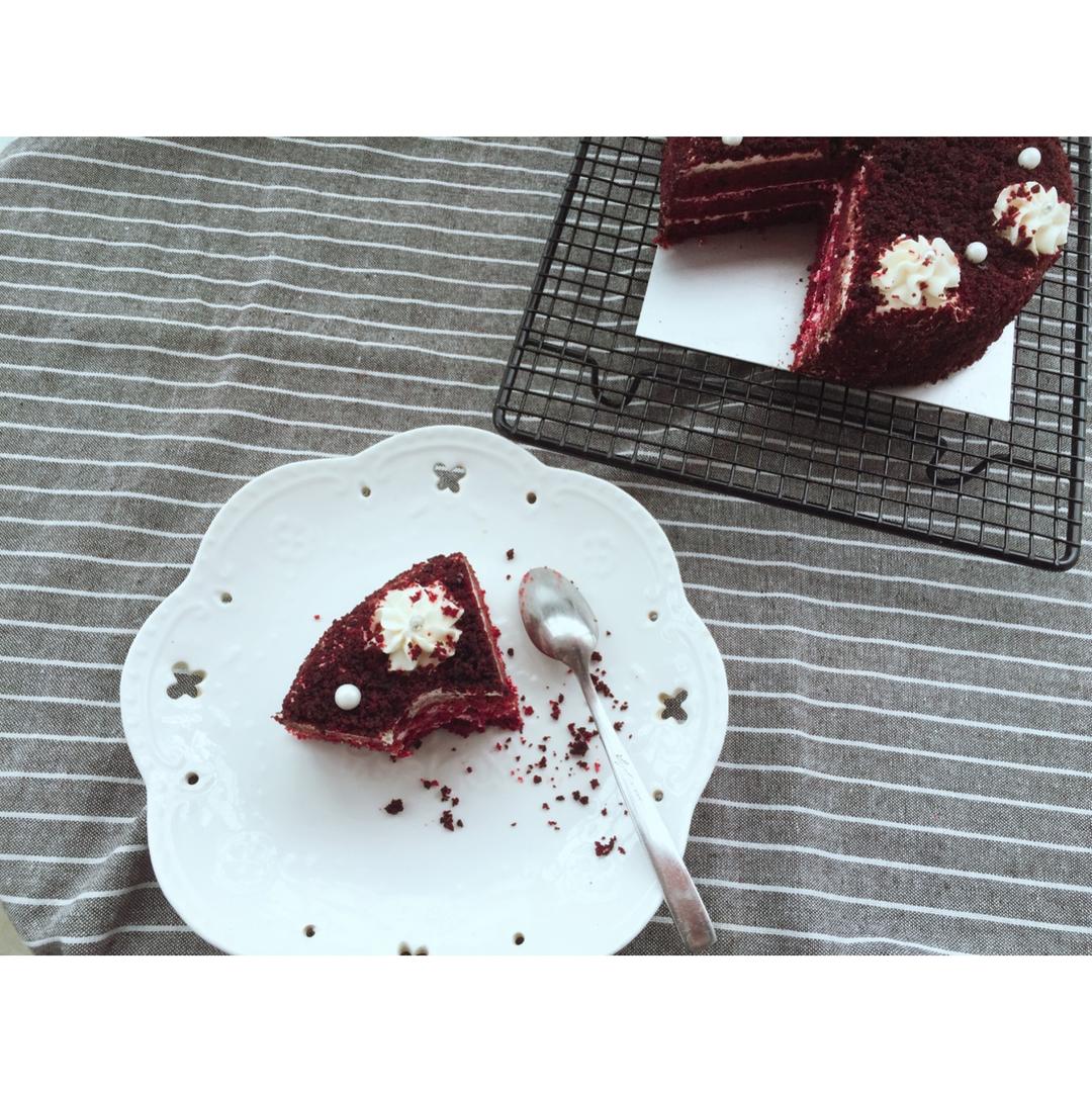 正宗红丝绒cupcake—马斯卡彭奶油霜