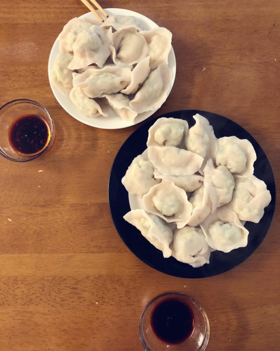 夏日就爱这个馅的饺子，清热解毒不油腻~烫面西葫芦蒸饺