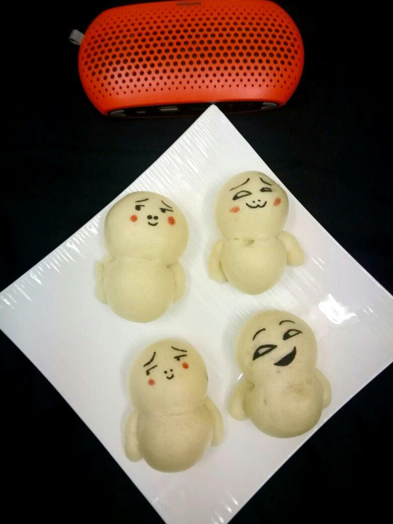 手机用户6617_zx06尘埃落定做的卡通馒头(表情包)