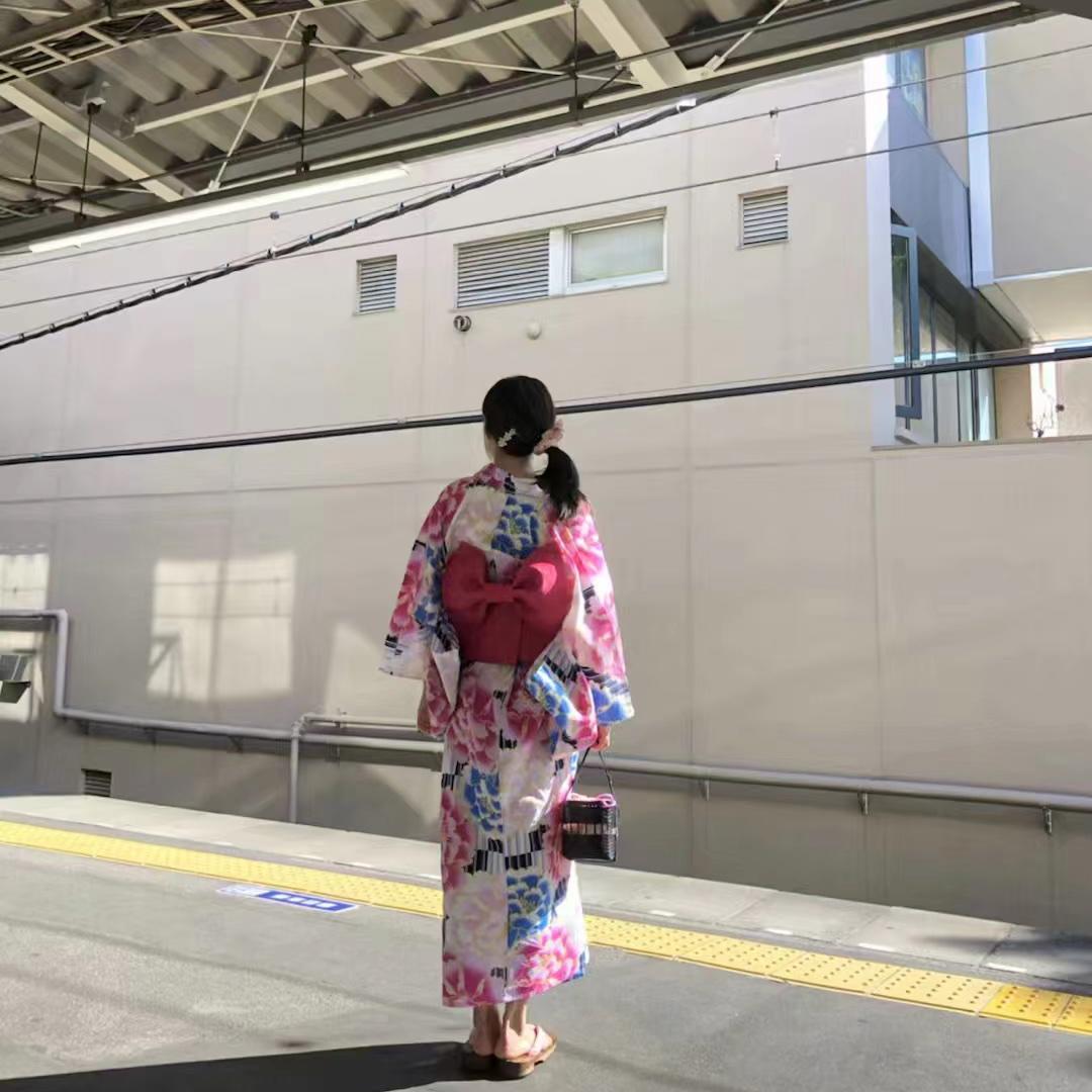 贺酱