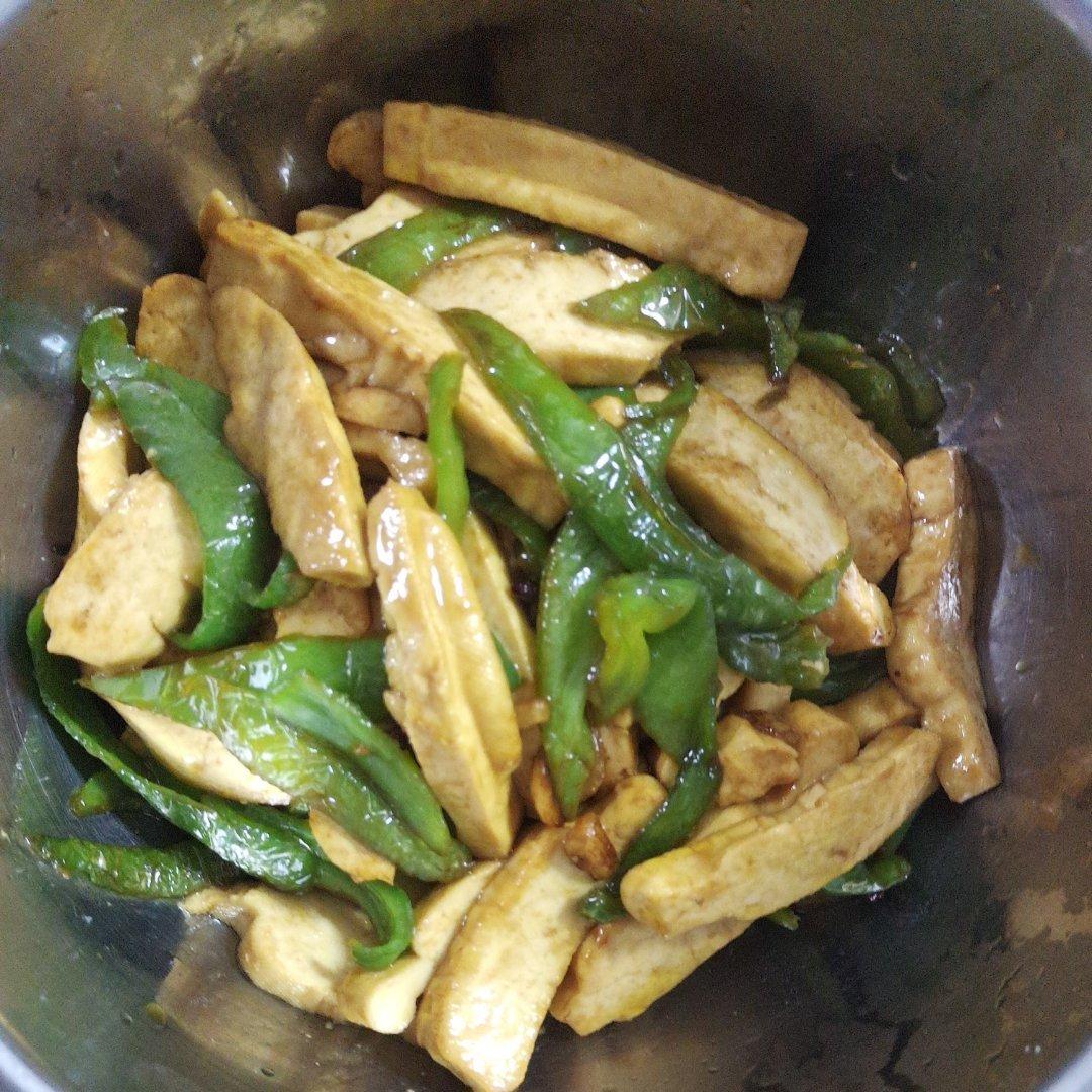 青椒炒豆干