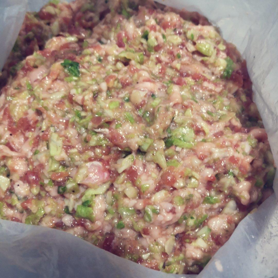 论肉馅的拌制方法