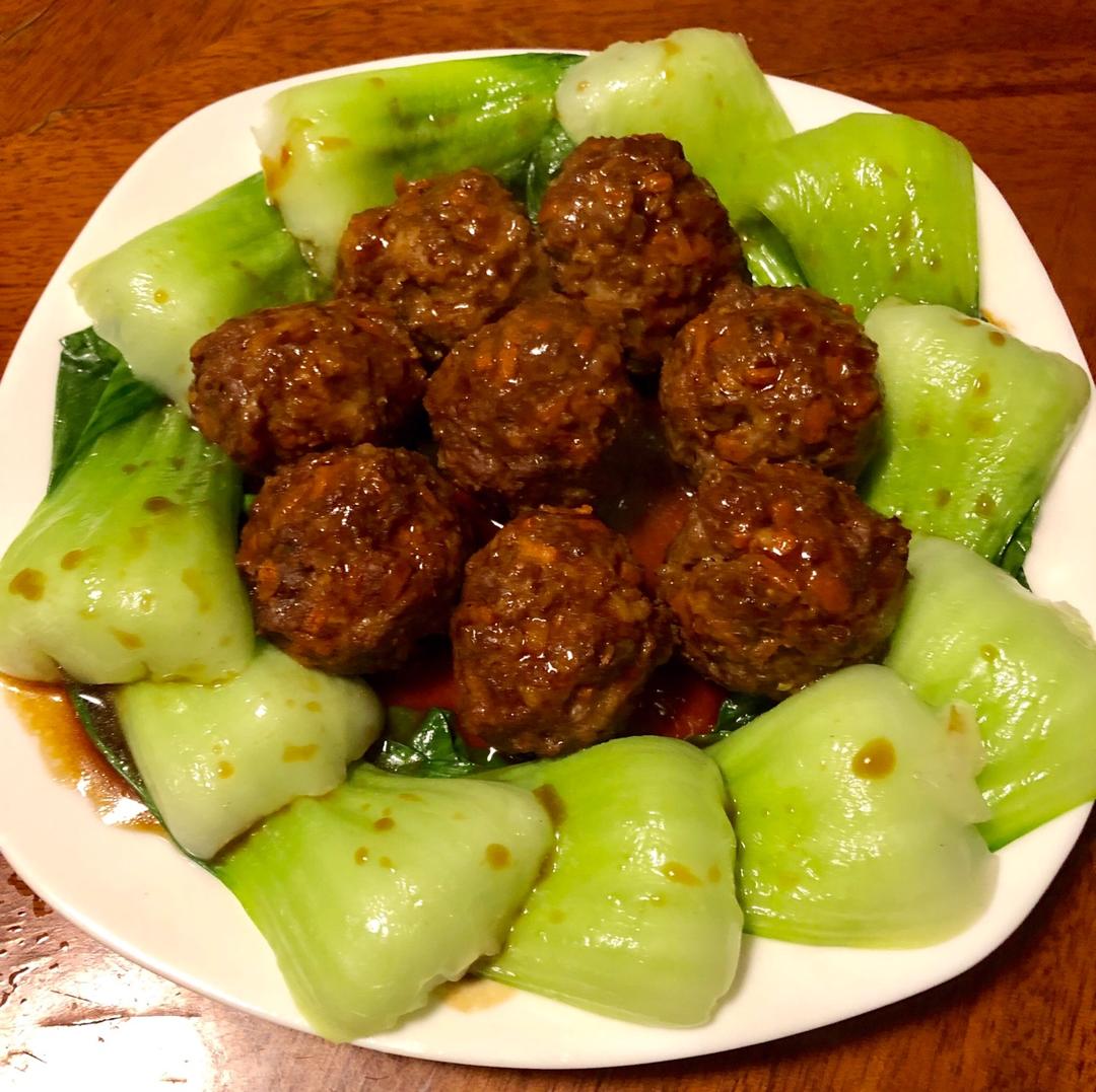 四喜丸子/红烧狮子头 Chinese Meatballs