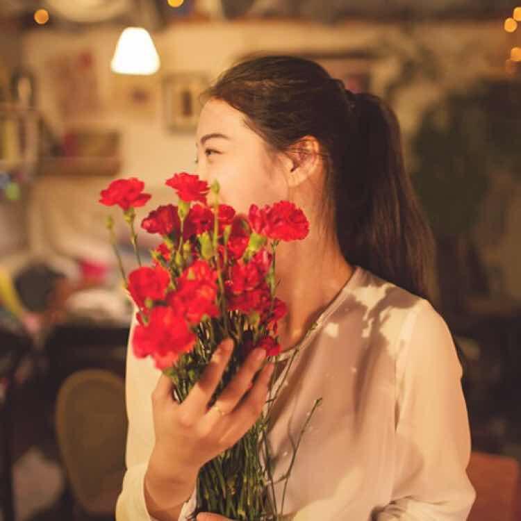 依小旧