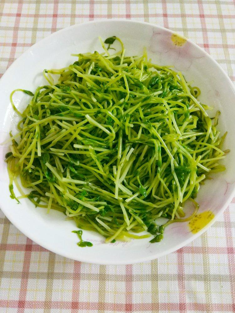 凉拌豌豆苗