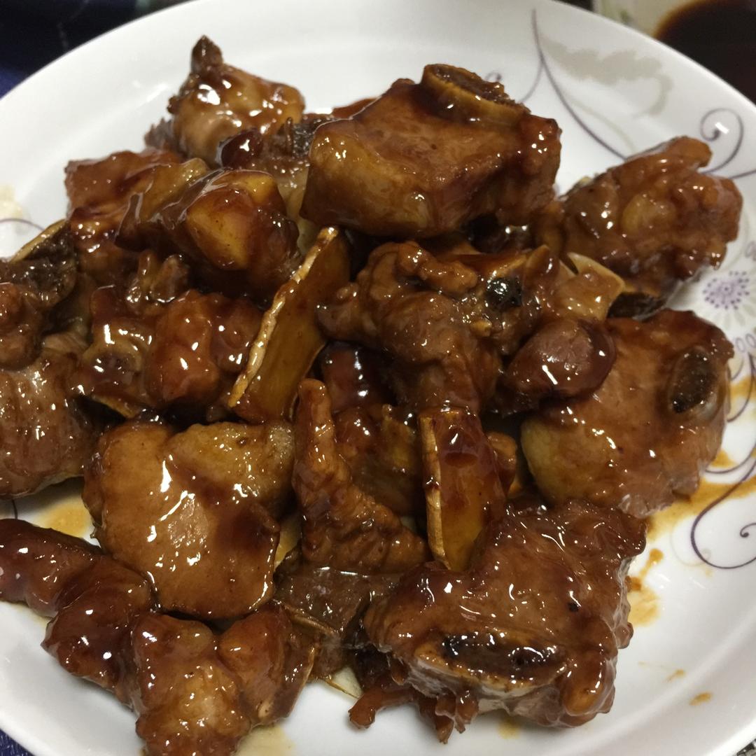 懒人版糖醋排骨-比红烧的更开胃更下饭！