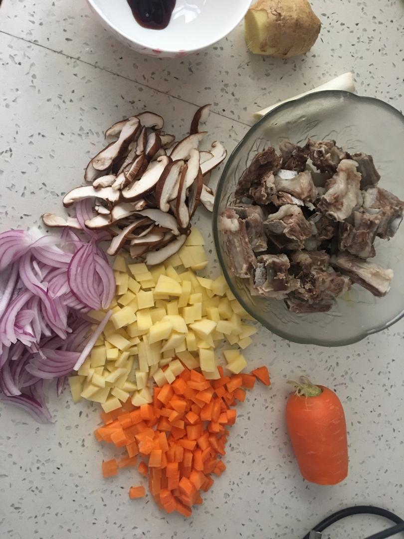 羊排焖饭