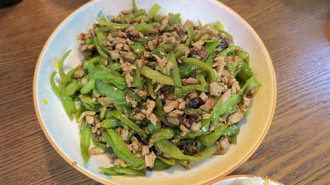 ‼️好吃到舔盘的青椒肉丝盖浇饭