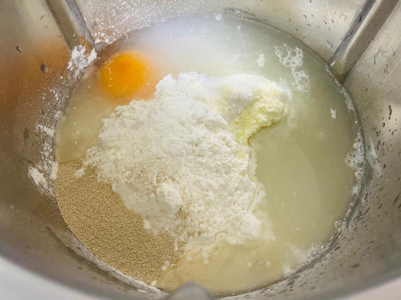 纯奶手撕吐司的做法 步骤1