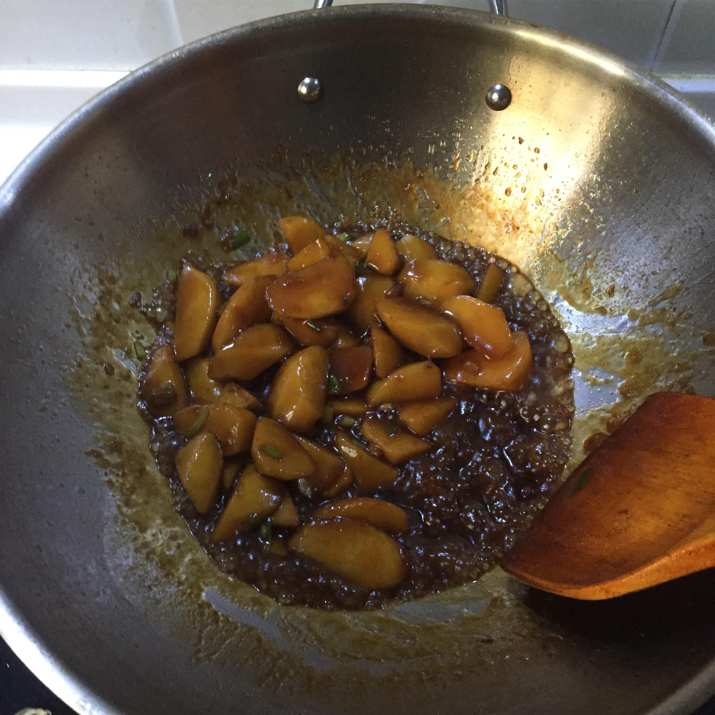 红烧土豆的做法 步骤4