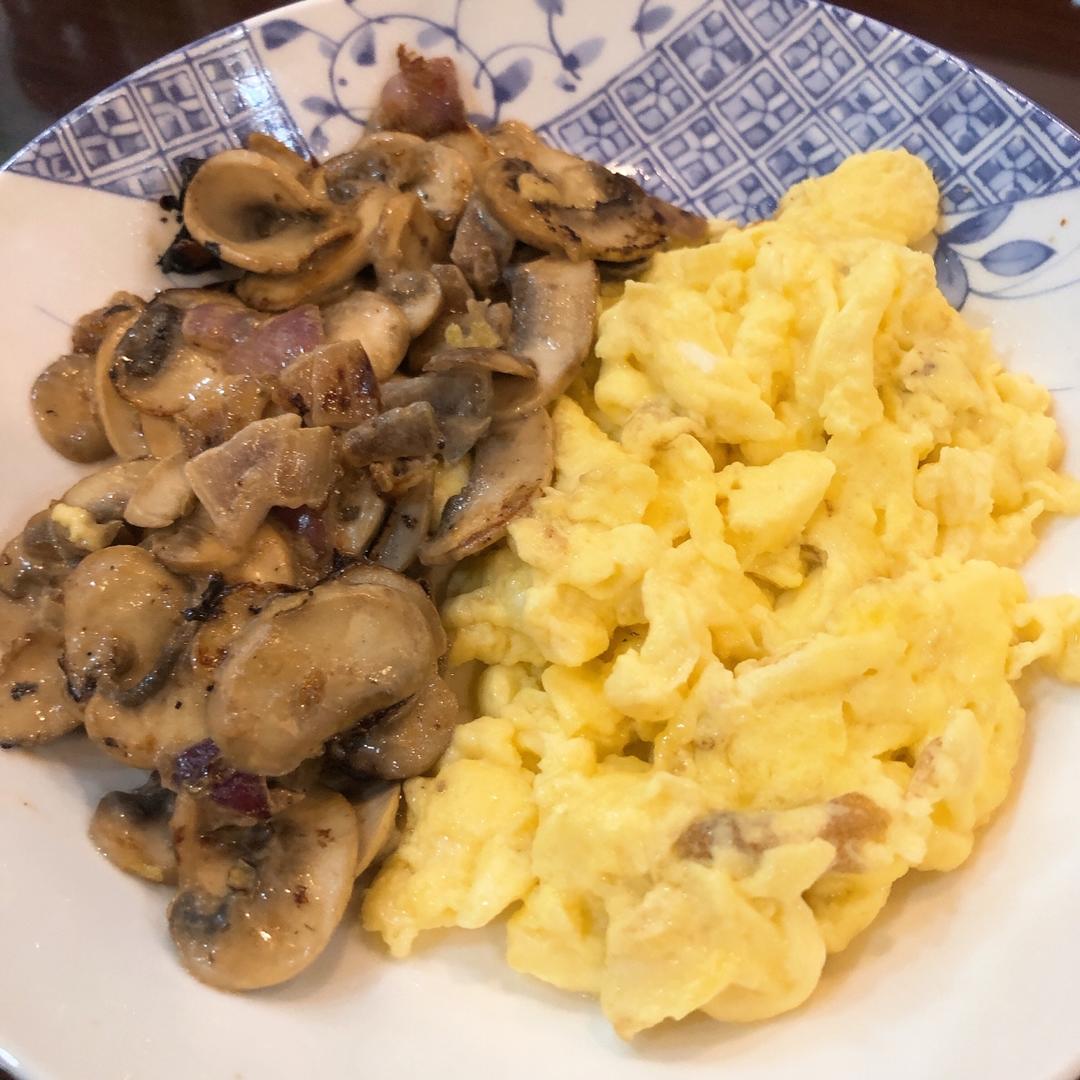 超松软的美式炒蛋 Scrambled Eggs