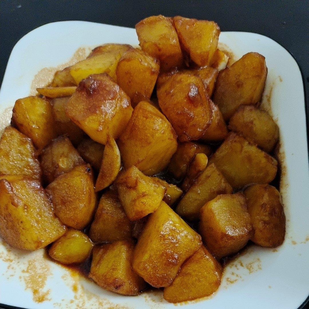🔥巨下饭，软糯入味！比肉还好吃的红烧土豆