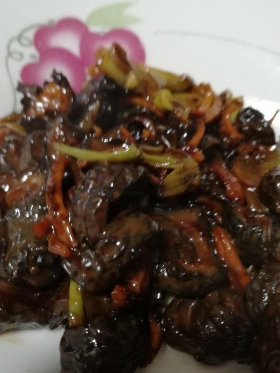 家庭葱烧海参