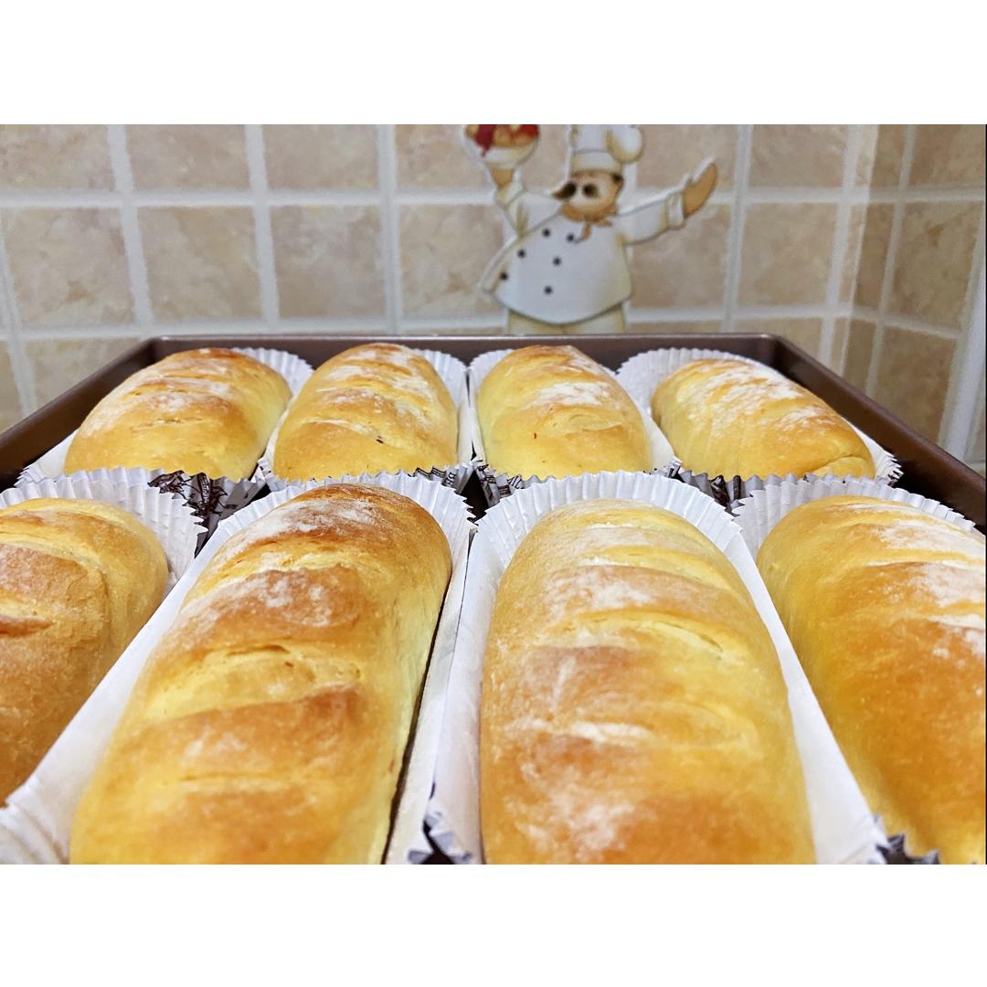 如棉花般松软的海苔肉松面包