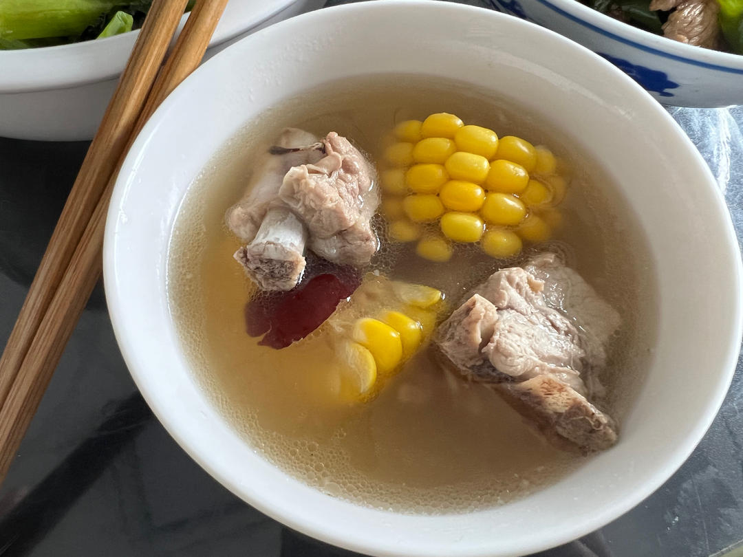 玉米排骨汤