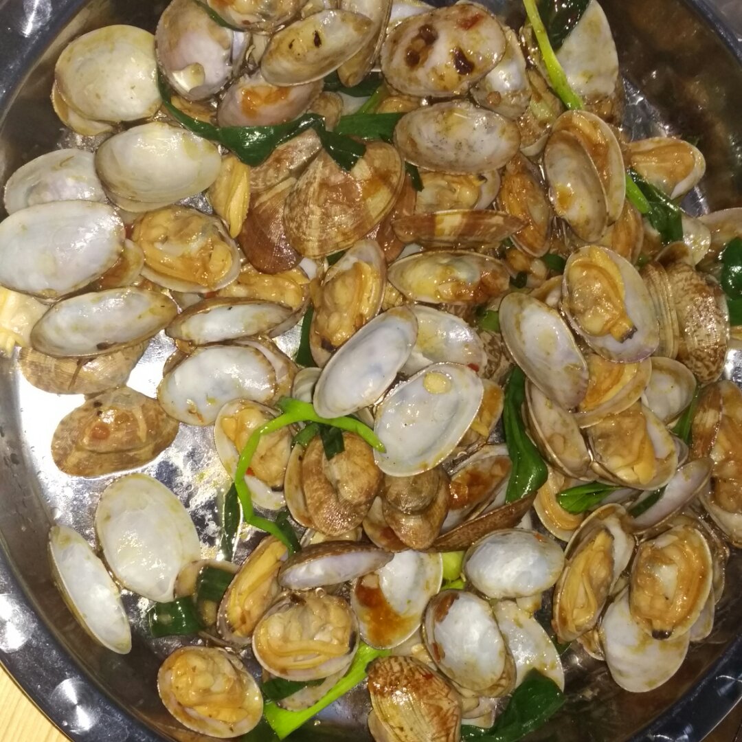蒜香炒花甲