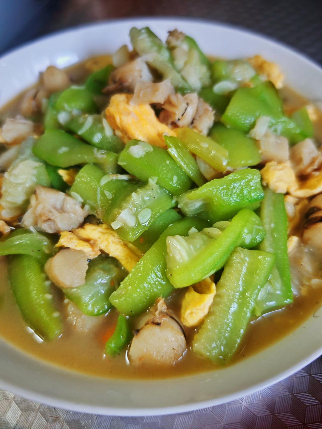 丝瓜炒鸡蛋5分钟夏日防暑快炒