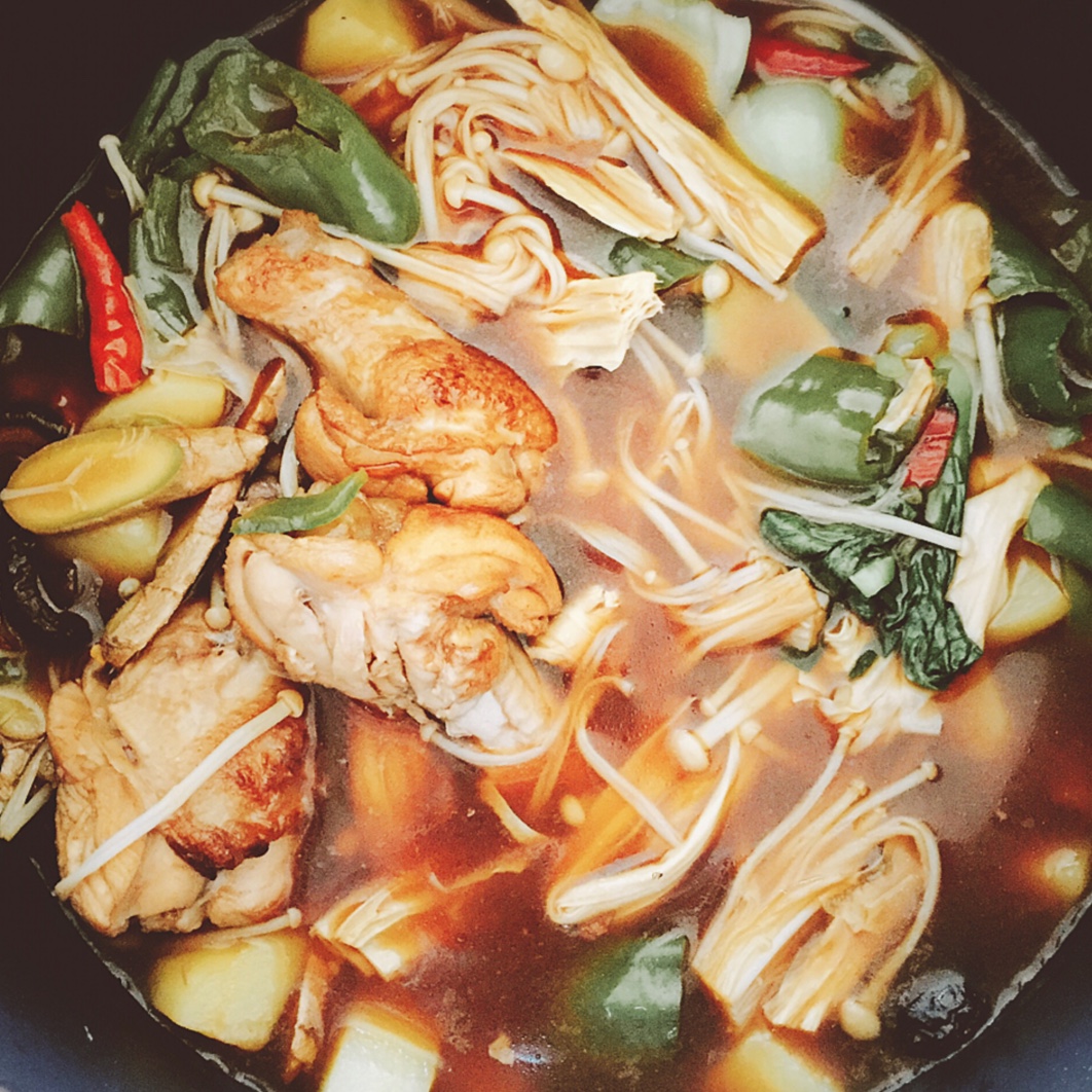 【黄焖鸡米饭】