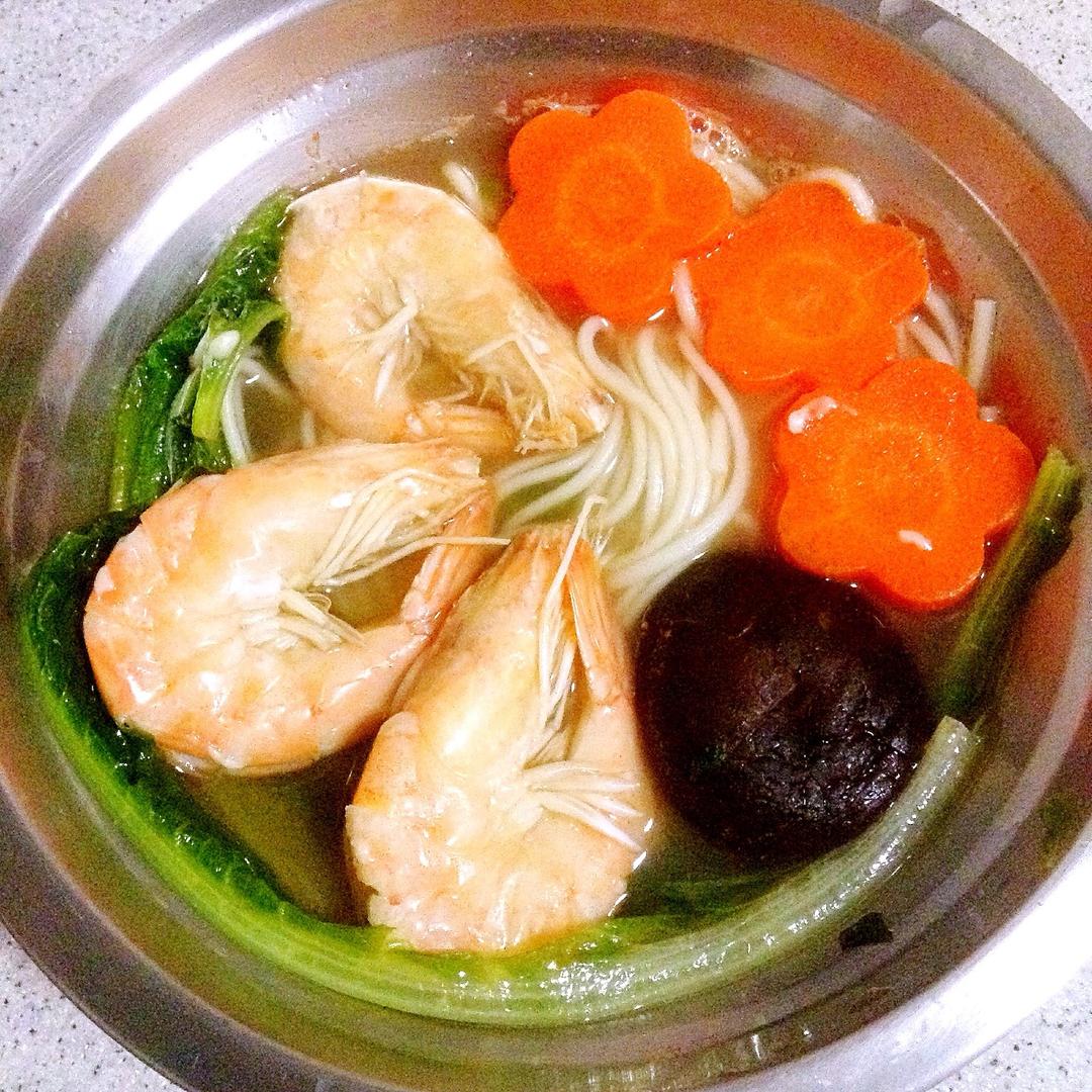 芝士鲜虾面的做法