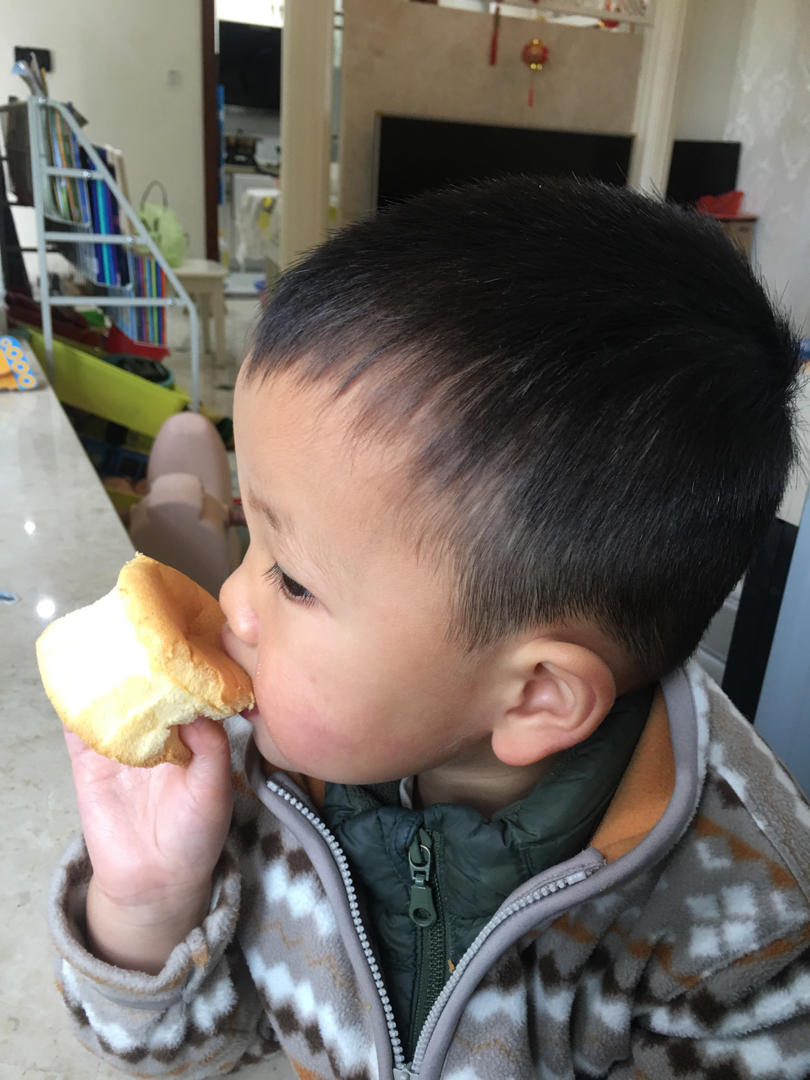 超软的~酸奶蛋糕