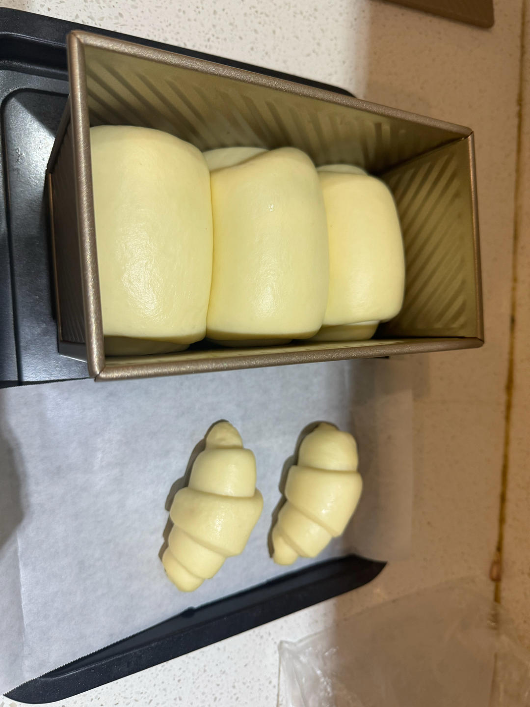 纯奶手撕吐司的做法 步骤1