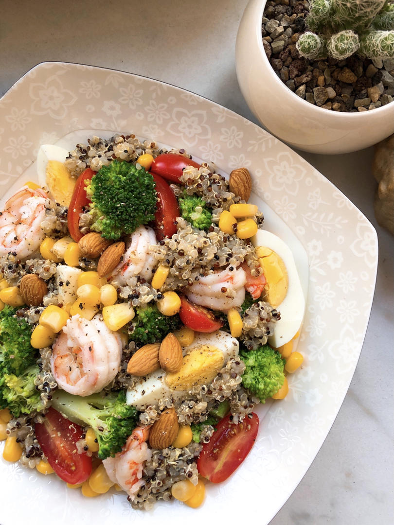 堂妈小厨—藜麦虾仁沙拉