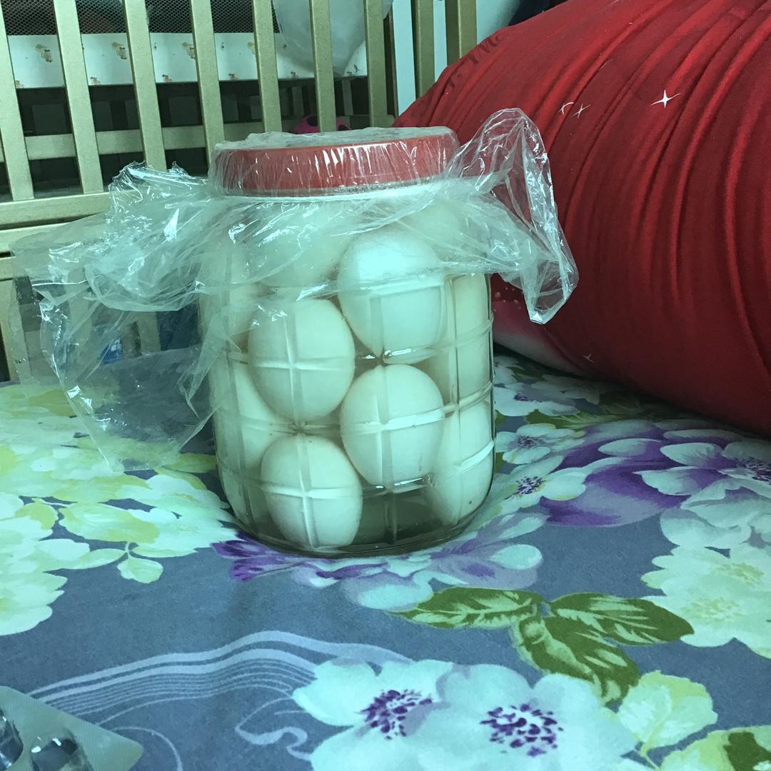 不咸不淡的咸鸭蛋