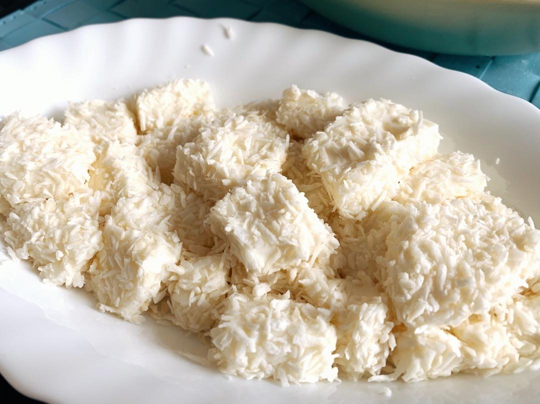 椰奶冻糕~牛奶小方~