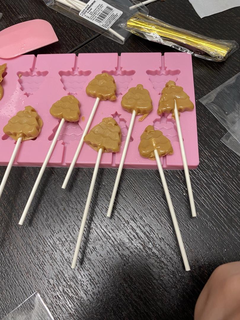 不用棉花糖的牛奶棒棒糖