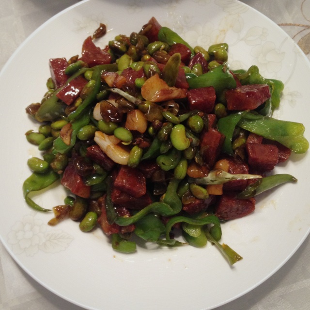 毛豆炒香肠