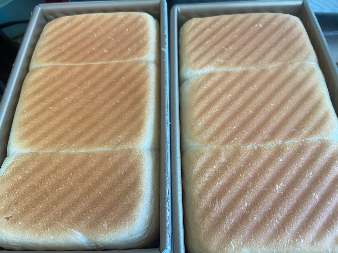 比云朵还软的牛奶面包，液种法甜面包太好吃了！