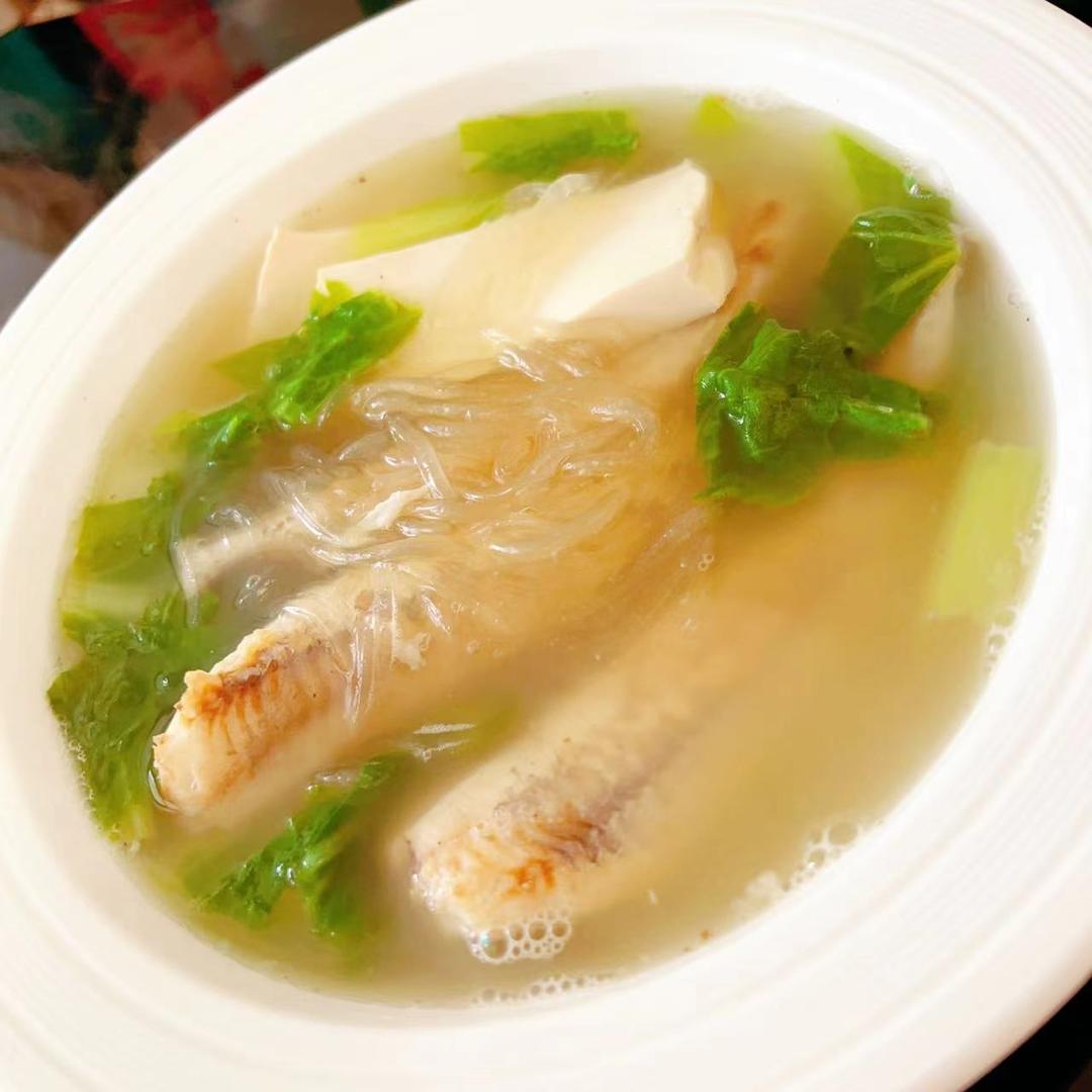 青菜粉条豆腐清炖红娘子鱼(瘦身减脂&丰富的蛋白质)&鸡腿鱼