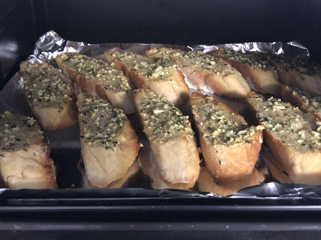 法式蒜香面包