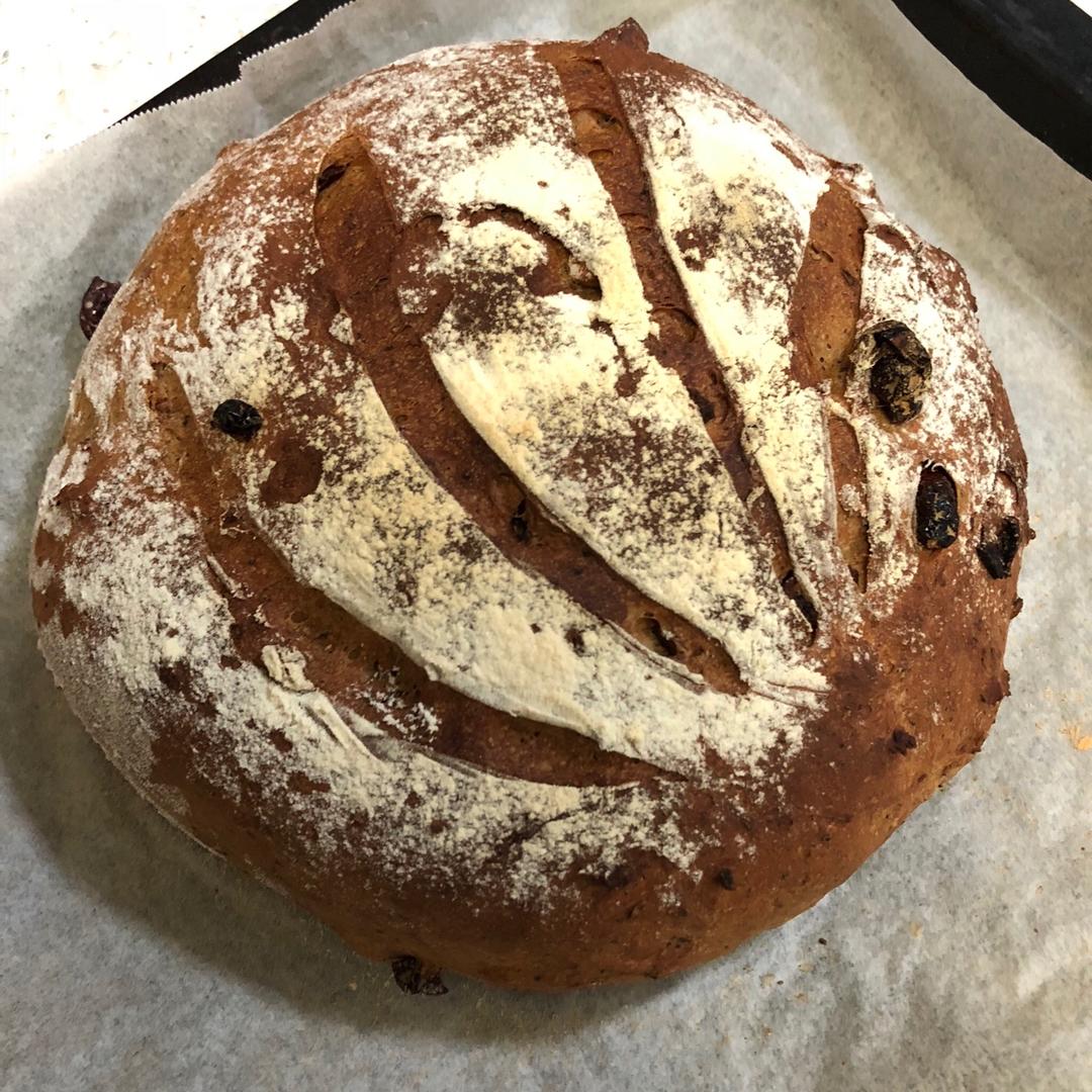 果料满满-红茶蔓越莓核桃面包