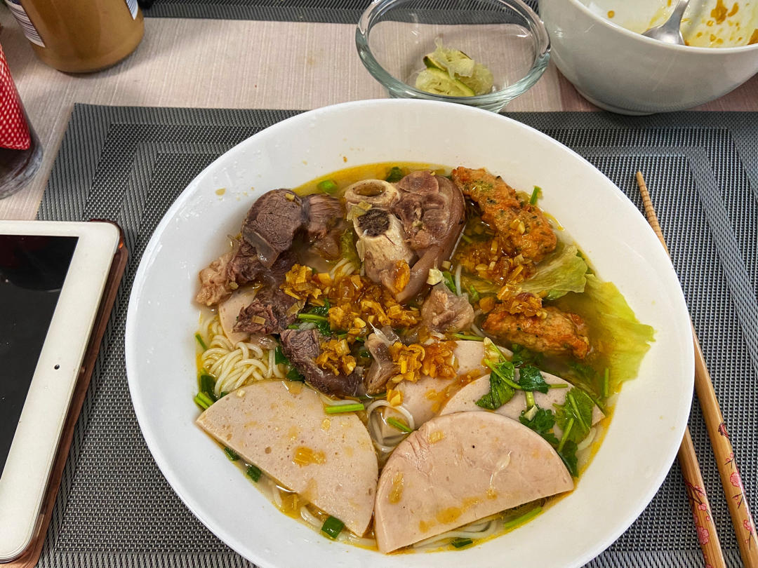 越南顺化牛肉粉Bún Bò Huế（辣）