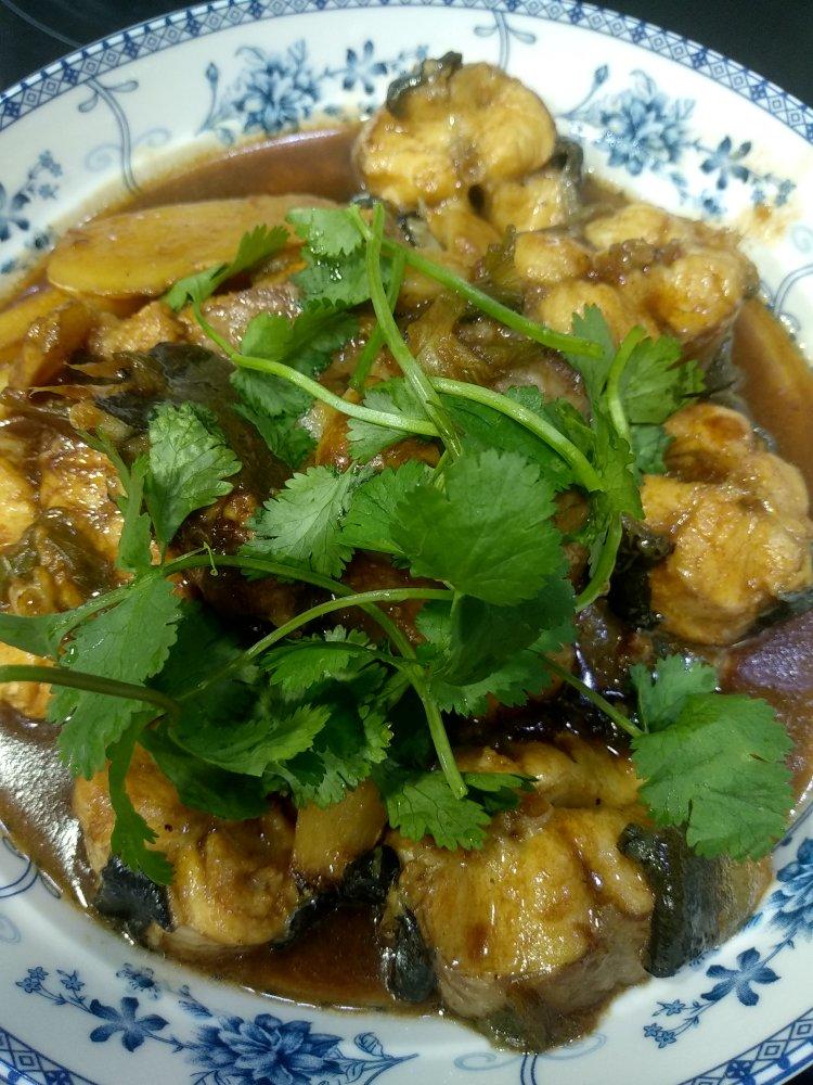 红烧河鳗鱼(小孩子爱吃，大补) 补虚养血 - 祛湿 - 保健 - 保护肝脏 - 恢复精力 - 预防心血管疾病