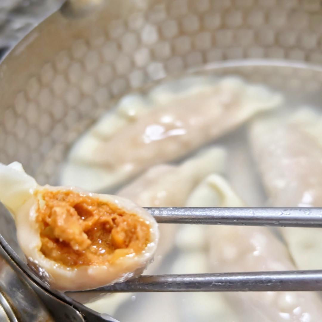 芹菜胡萝卜猪肉水饺