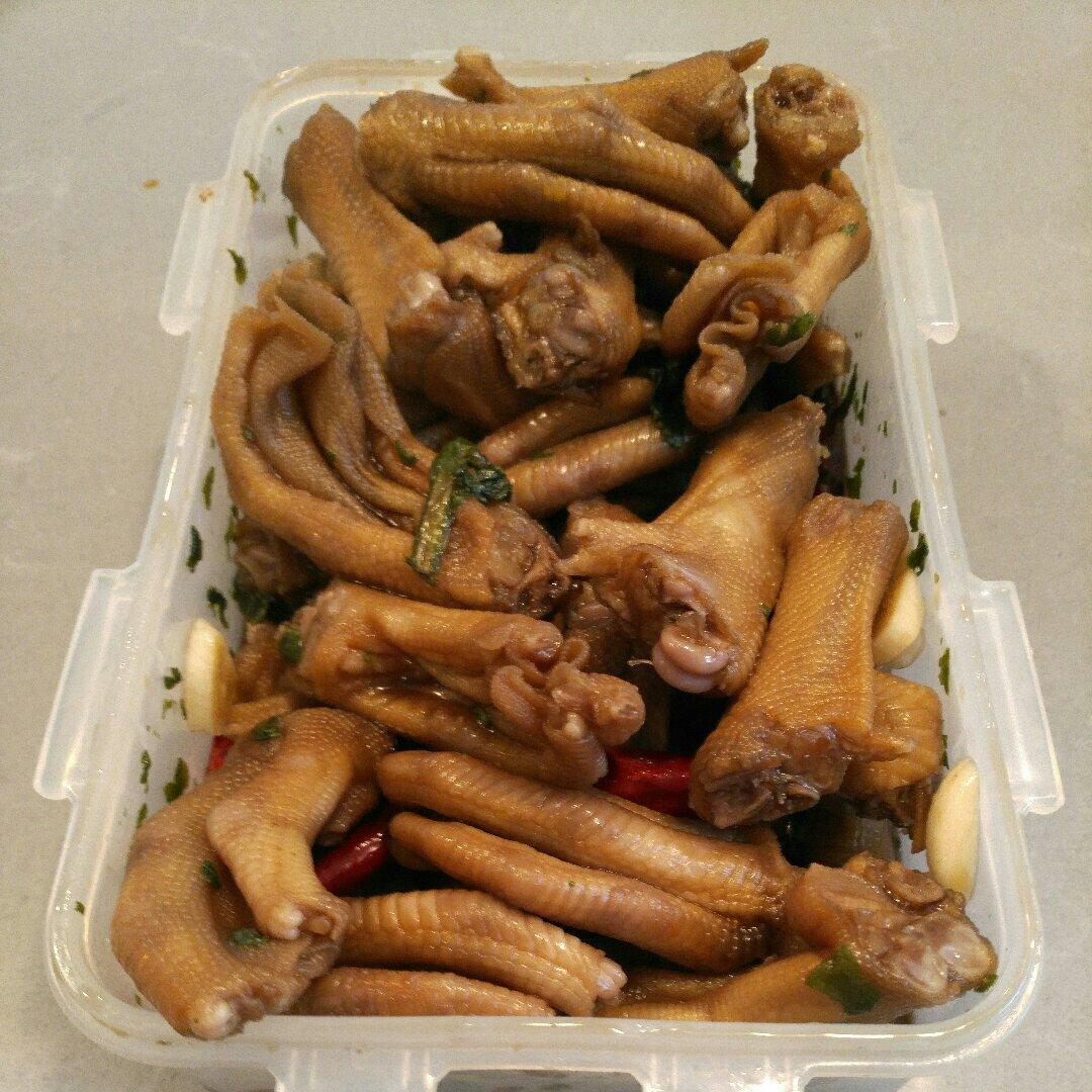 泡鸭爪