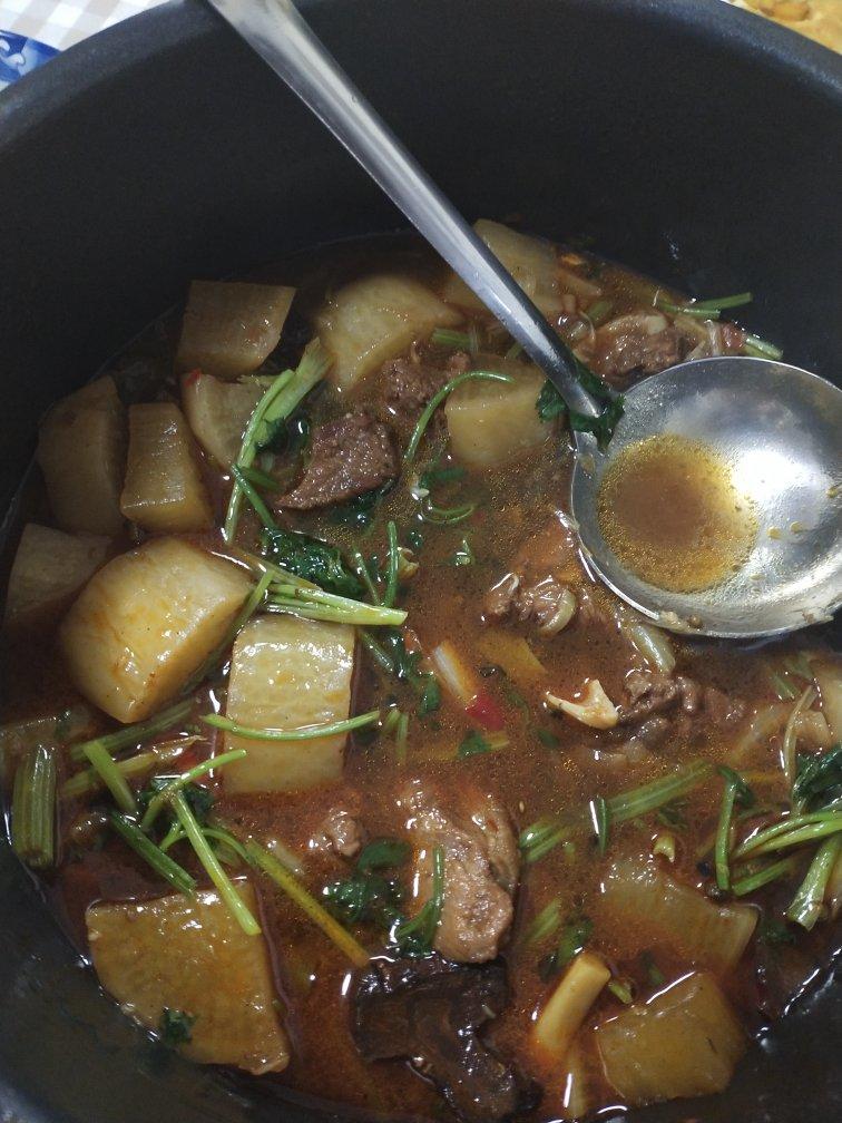 羊肉炖白萝卜