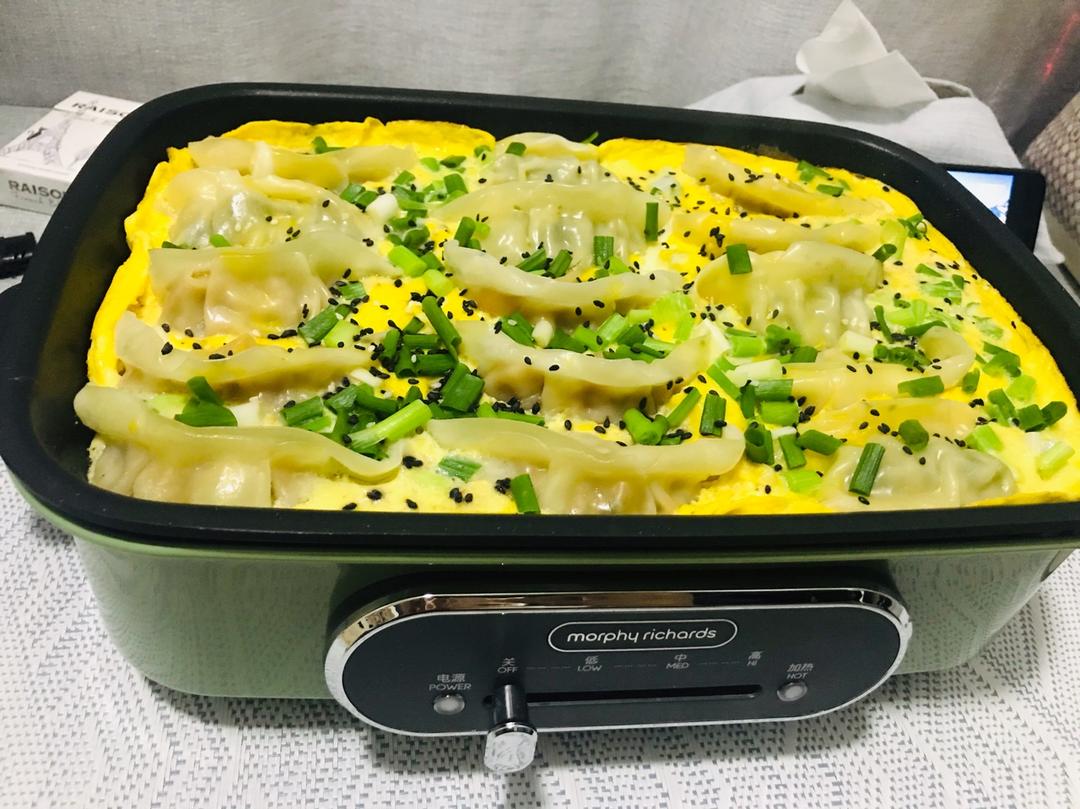 下厨房用户37x8做的摩飞多功能锅菜谱系列之煎饺抱蛋