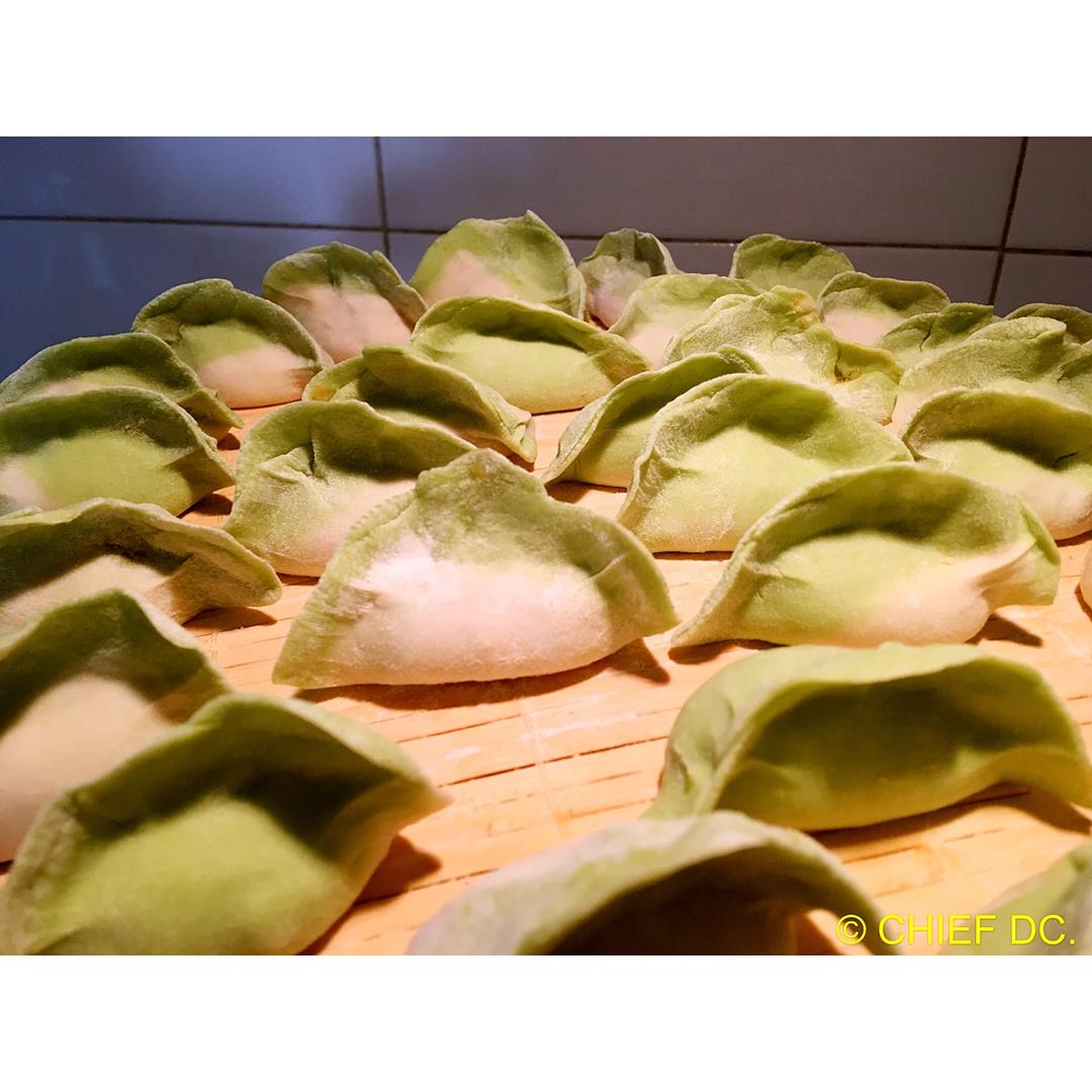 翡翠白玉白菜饺子详细版（附翡翠白玉白菜饺子包法，翡翠白玉饺子皮两种制法，面包机和面，翡翠白玉烧卖，各种馅料搭配）