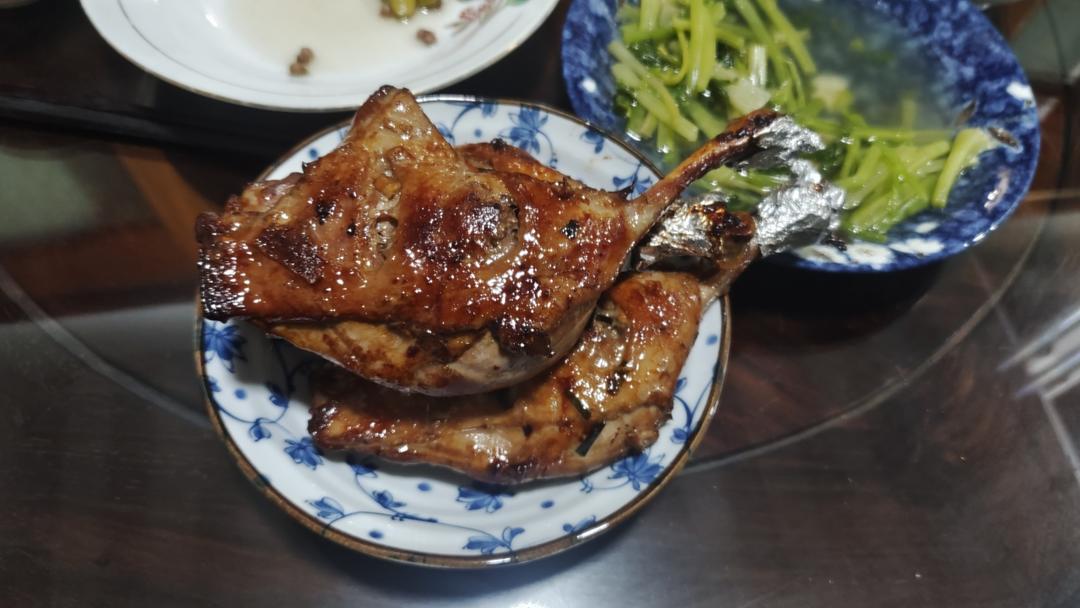 蜜汁烤鸭腿