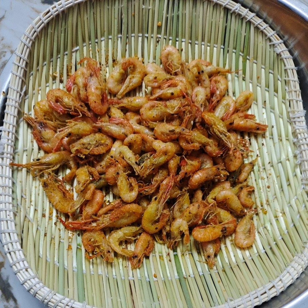 堂妈教你油煎小白虾