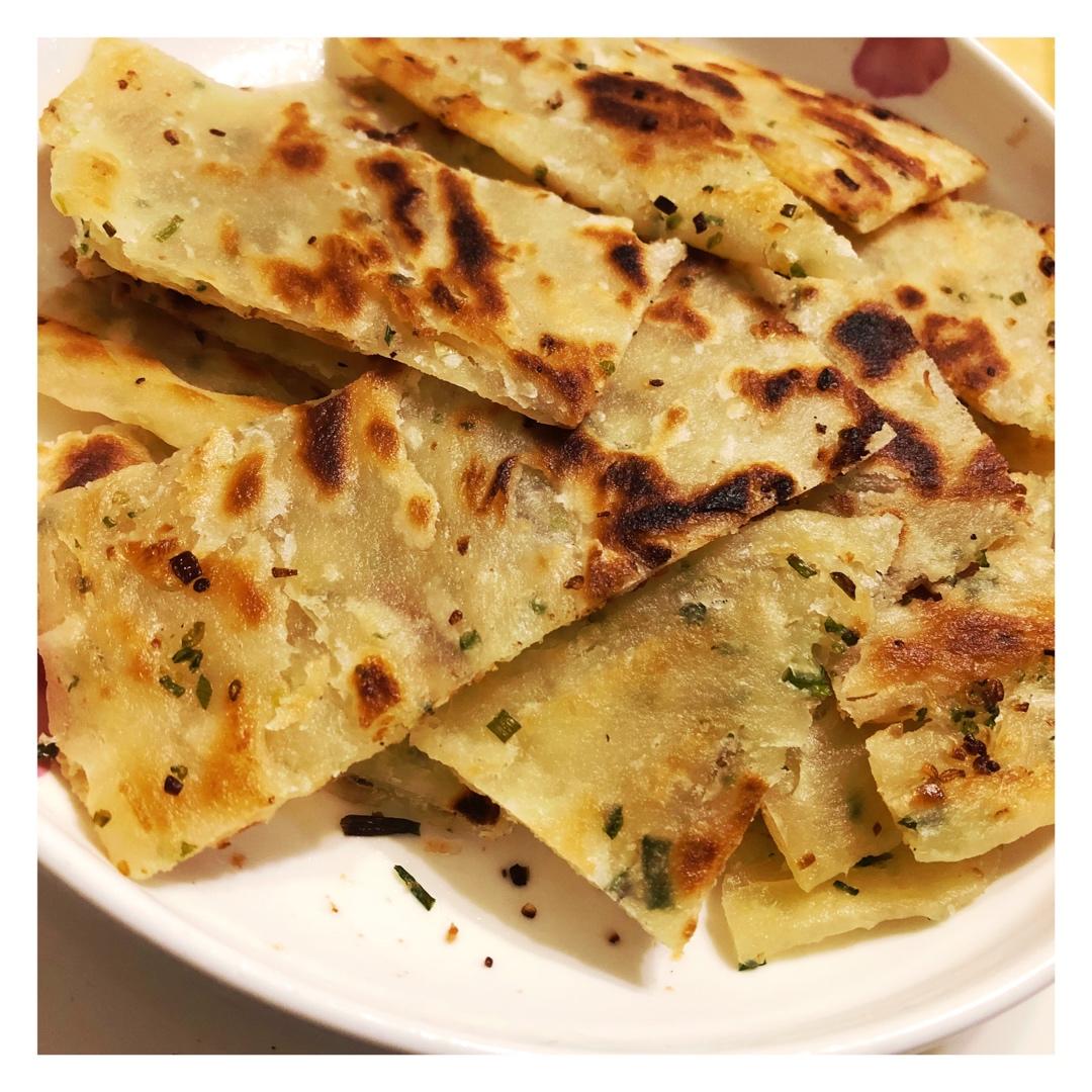 堂妈教你做飘香葱油饼