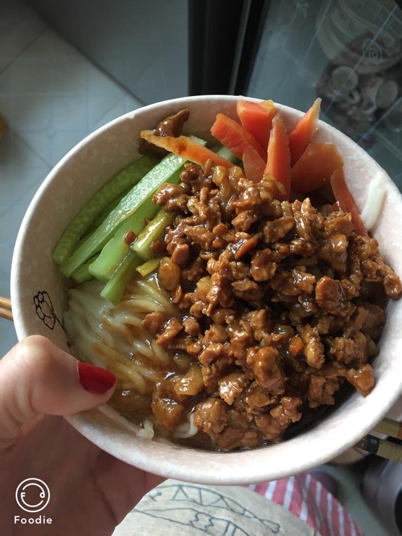 炸酱面